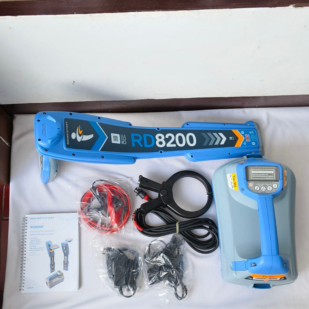 Radiodetection SPX RD8200 Cable and Pipe Locator Pendeteksi Kabel & Pipa Set