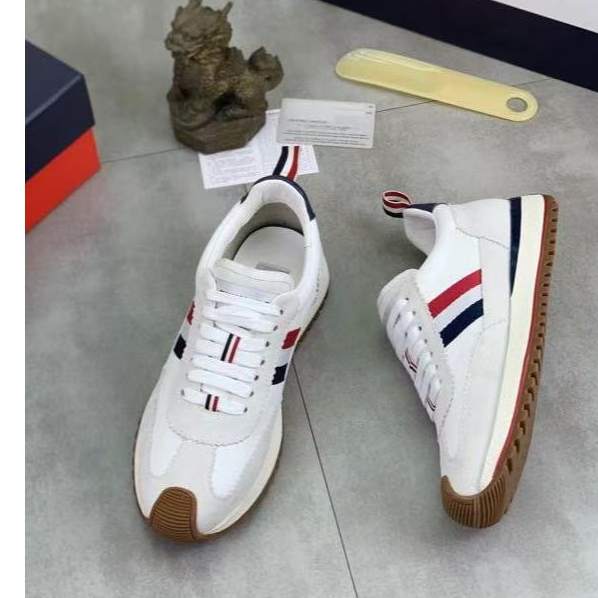 Thom Browne Sepatu Pria Klasik Bergaris Retro