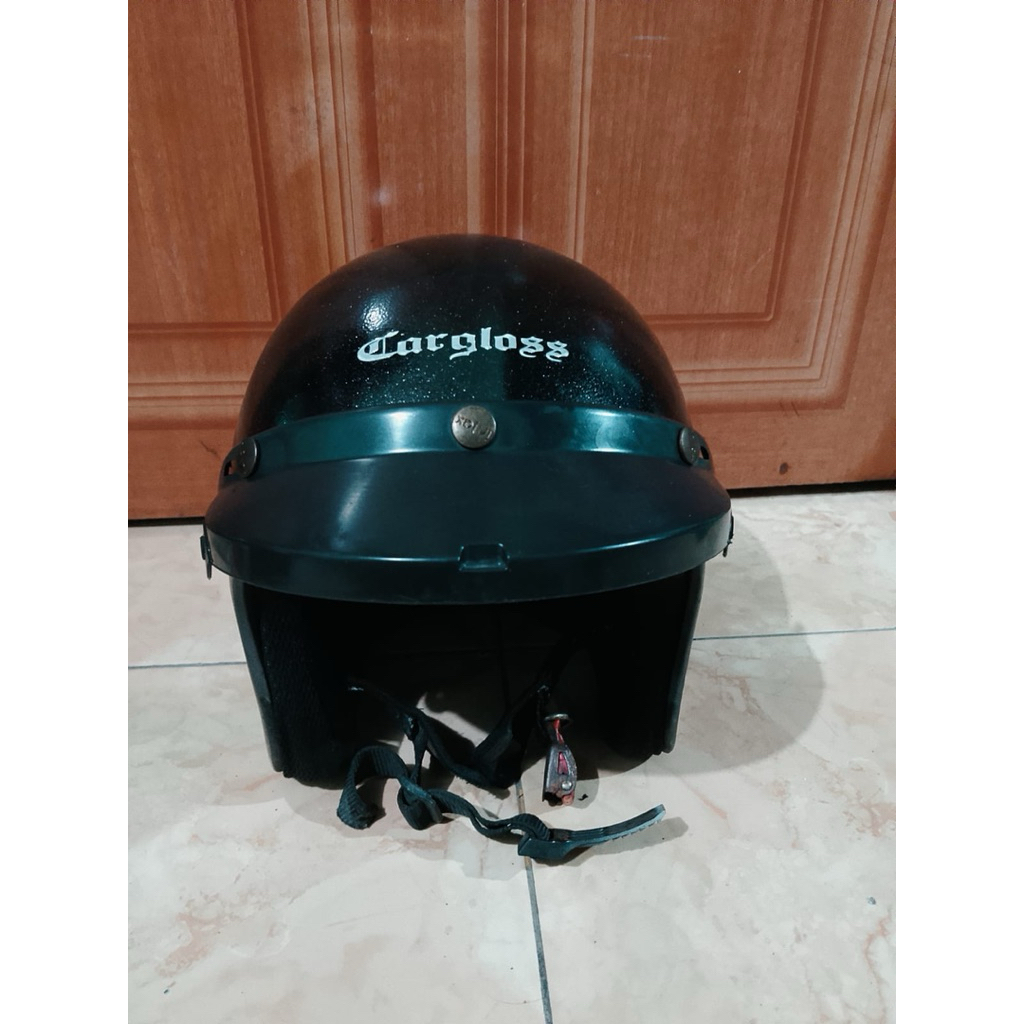 HELM Model Cargloss (bekas)
