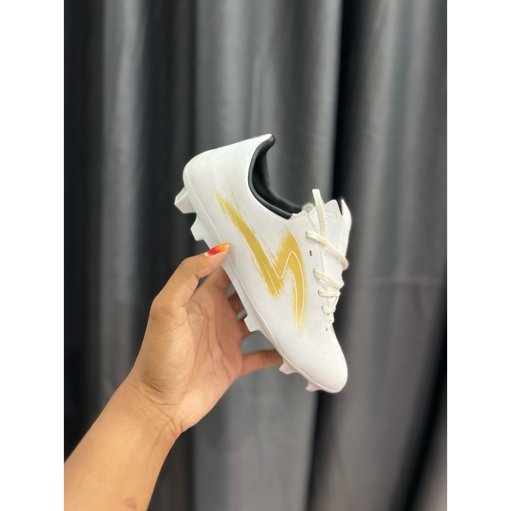 specs elevation size 40