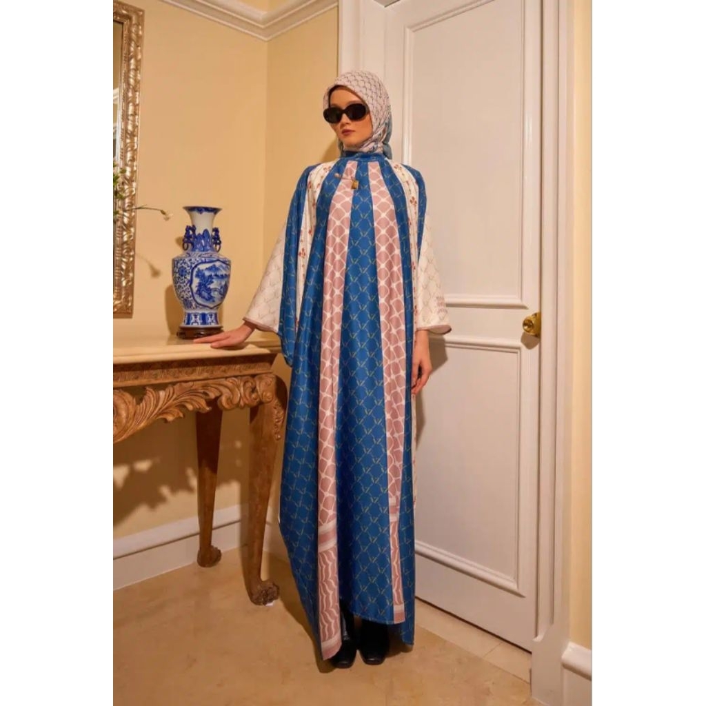 Preloved vivi zubedi series CHALIOLUS KAFTAN