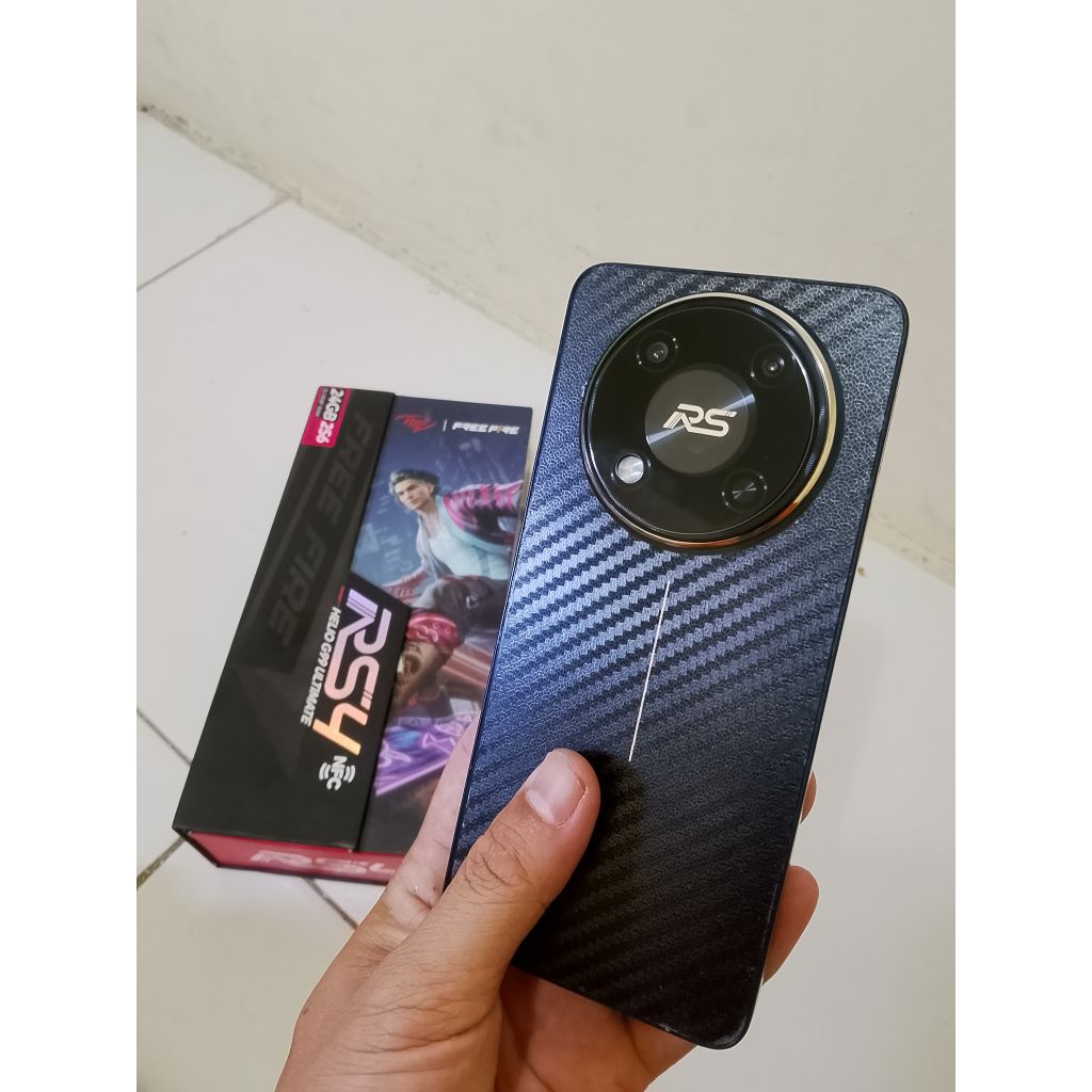 itel RS4 12/256 second