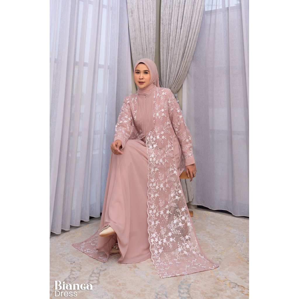 BIANCA DRES BY MAREVI ORI