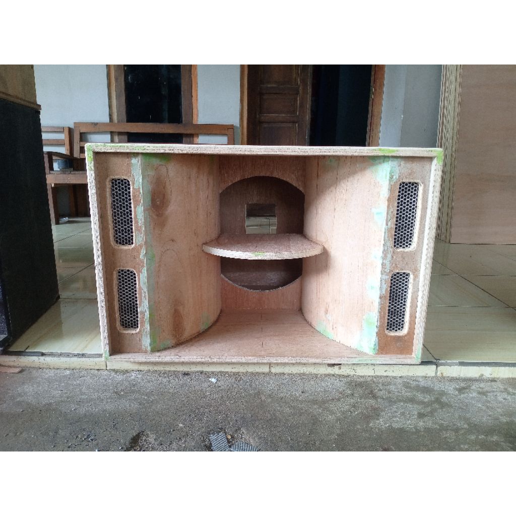 box speaker 15" model anak gajah