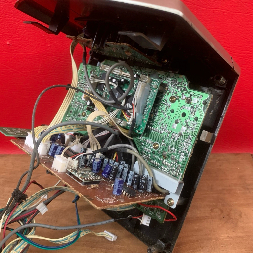 tone control dan led part speaker aktif xbr pas 79 lengkap (bekas)