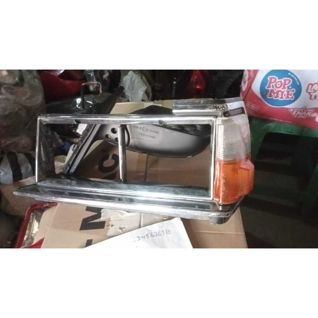 ring lampu depan toyota corona tahun1980-1981 KIRI