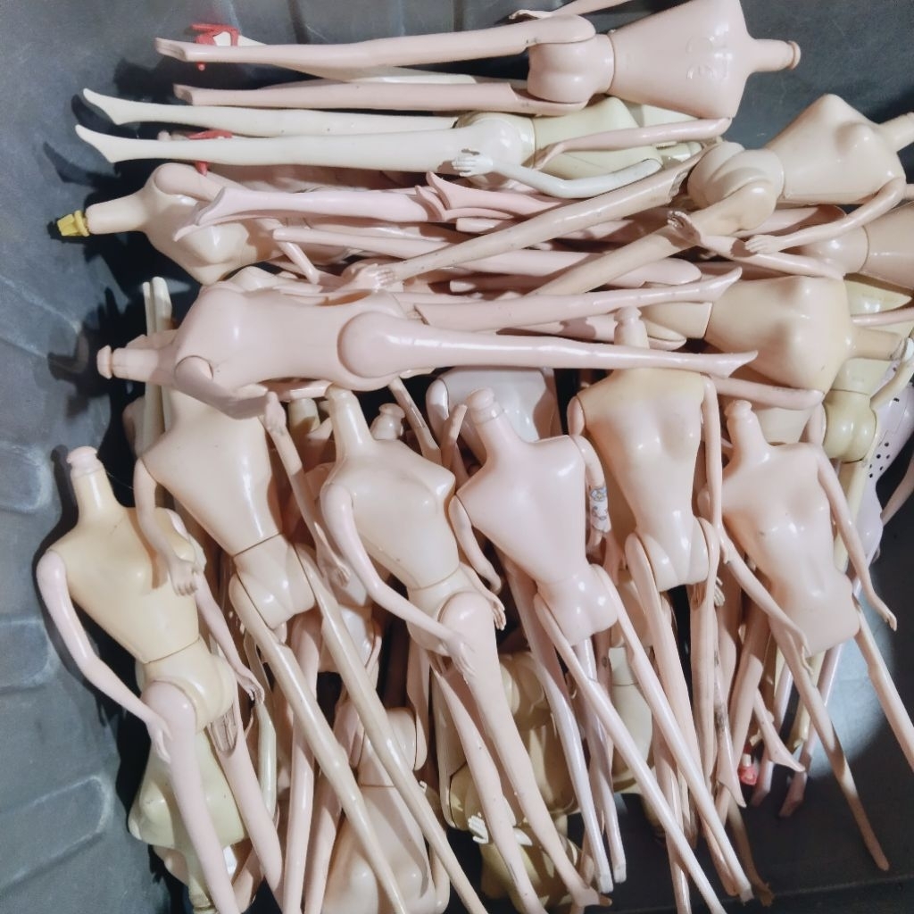 body barbie kw & barbie no baju