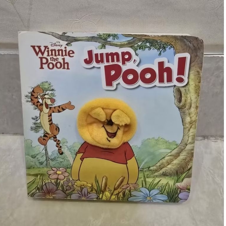 Hand puppet Book Jump Pooh preloved