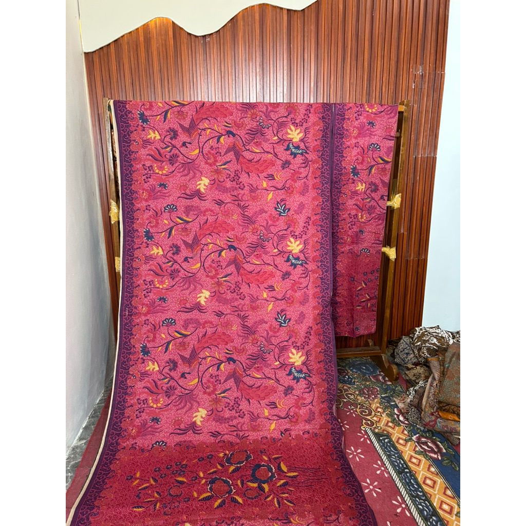 KAMEN/KEBAYA SUTRA DOLBY ATBM SERAT NANAS BATIK ASLI SOLO