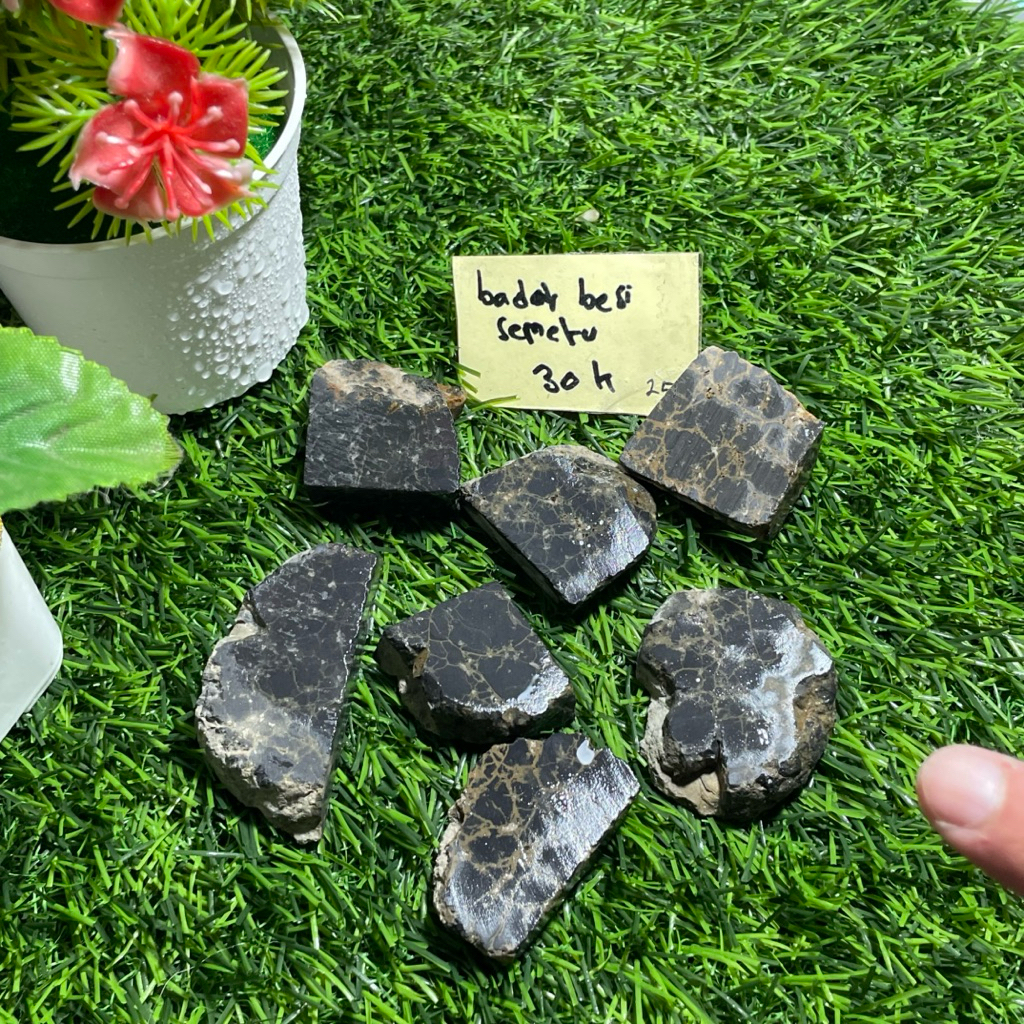 batu akik asli naturan badar besi semeru langka / bongkahan batu jenis badar besi semeru unik langka