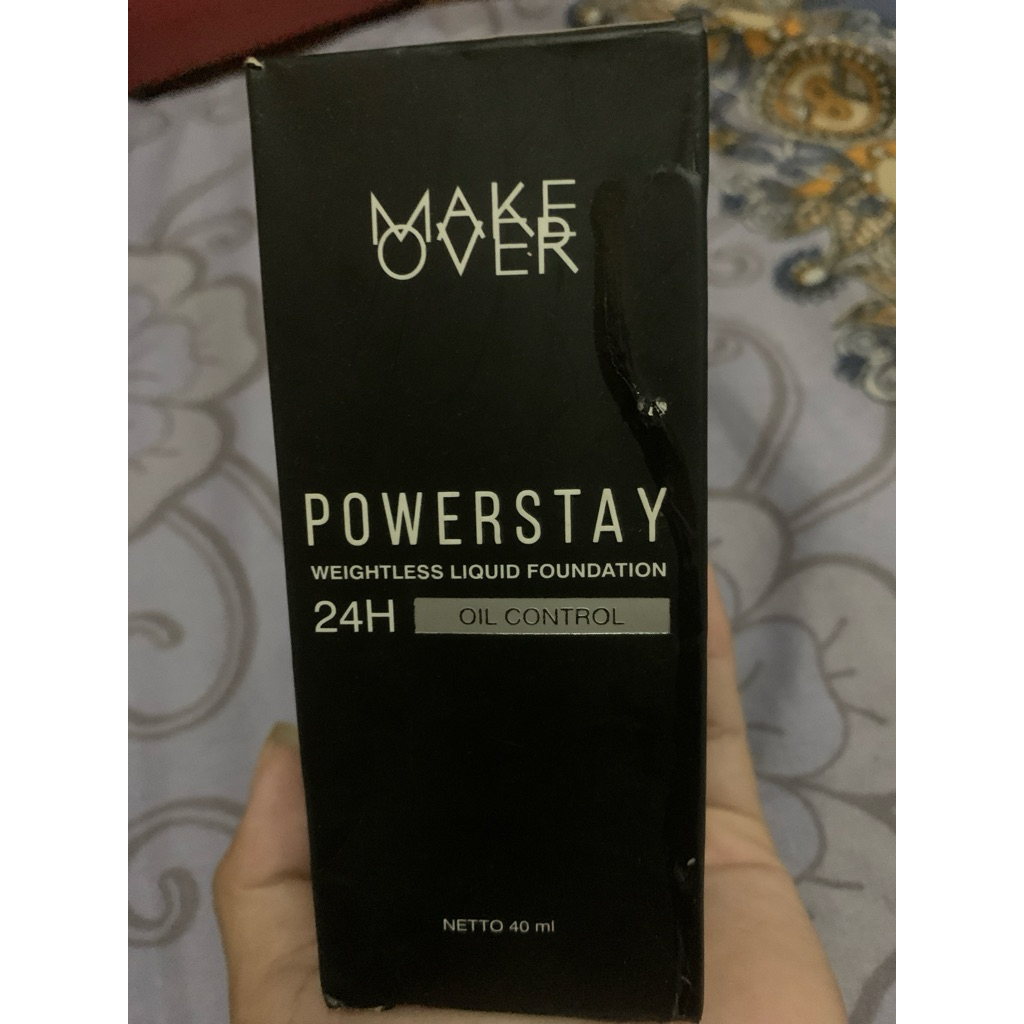 preloved Foundation Powerstay Makeover 24H