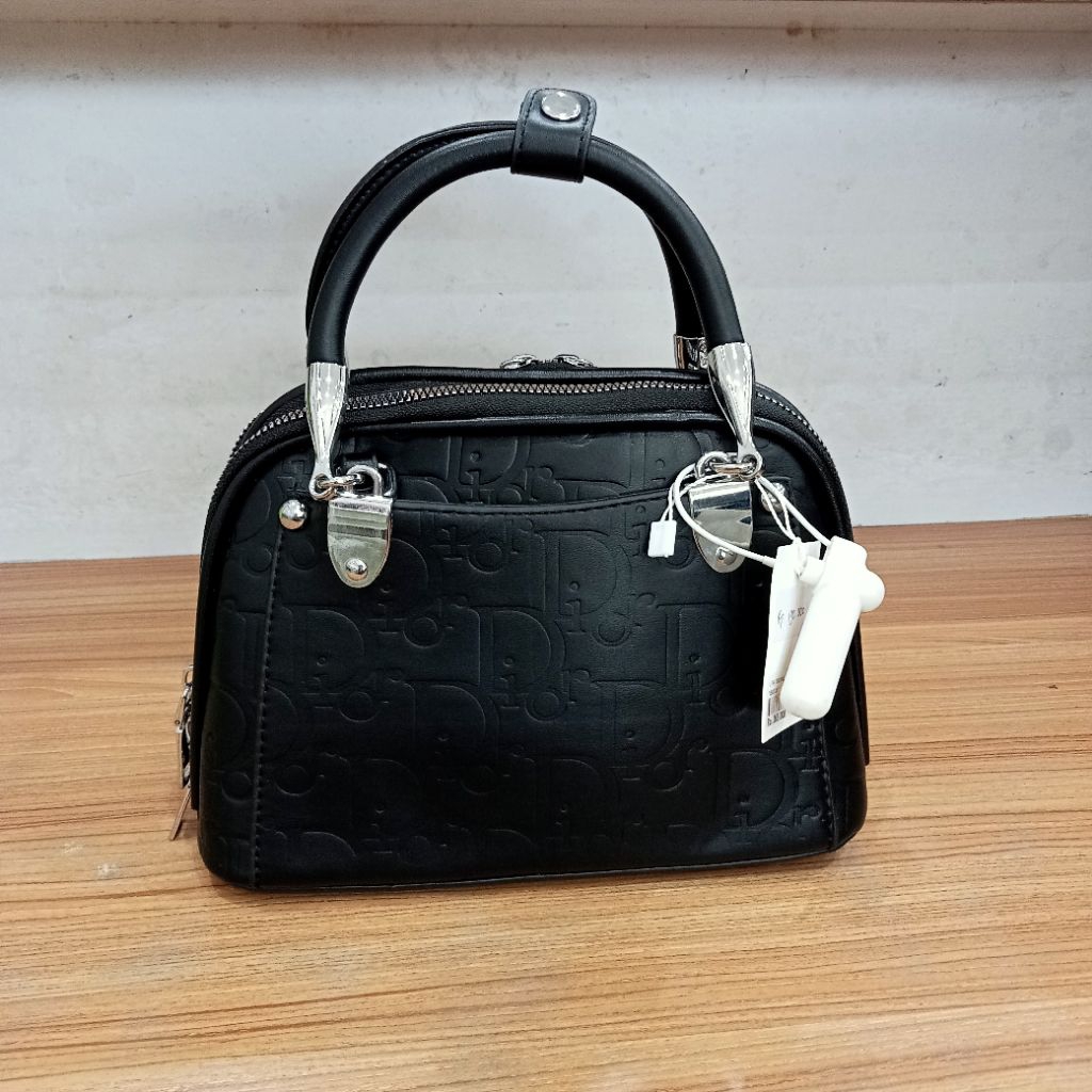 Tas selempang wanita import/Tas tenteng wanita