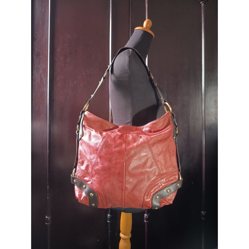 Shoulder Hobo Bag / Tas Bahu Kulit Asli  T A S C H E  Red Genuine Leather Preloved/second