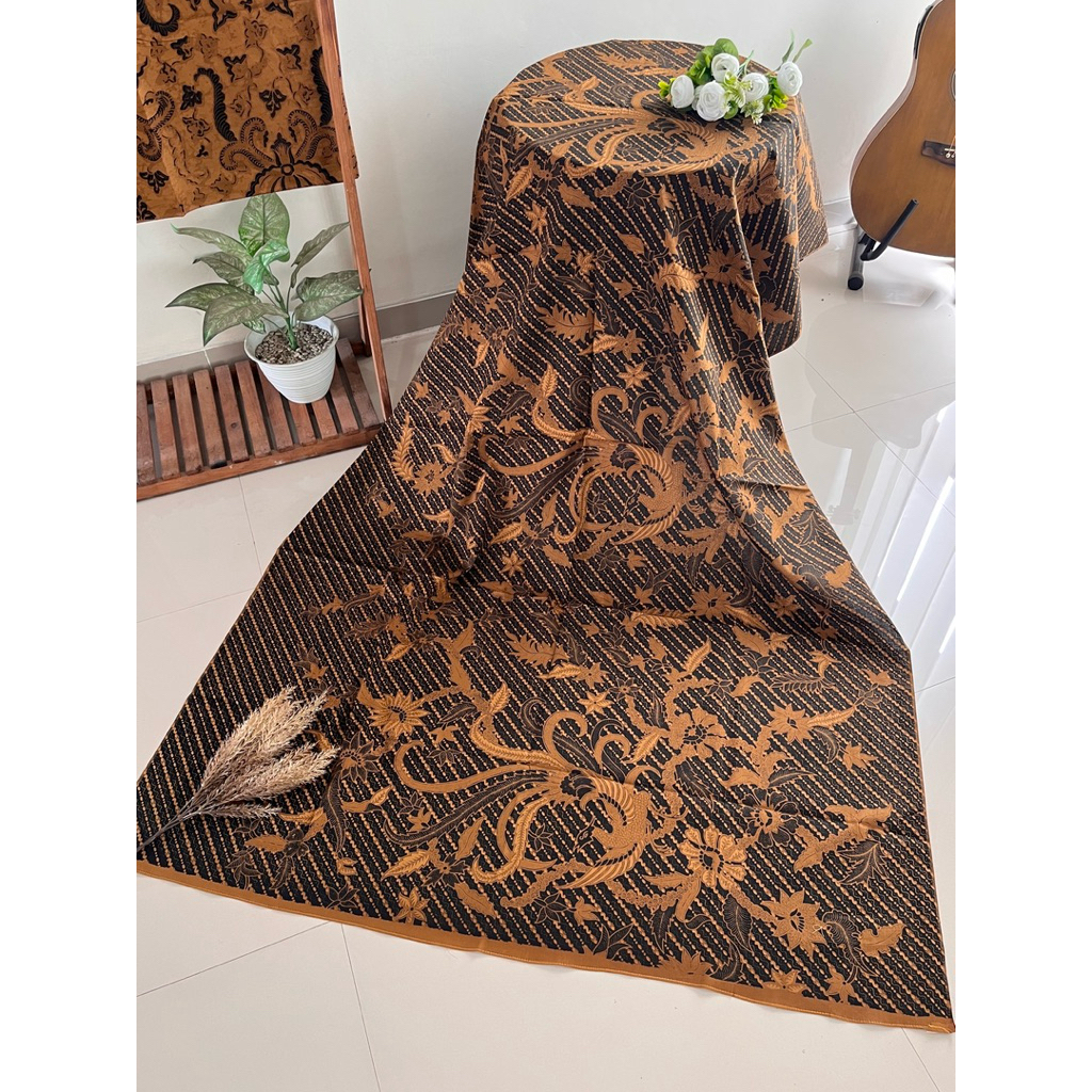 Kain Batik Solo Motif Usus Keli