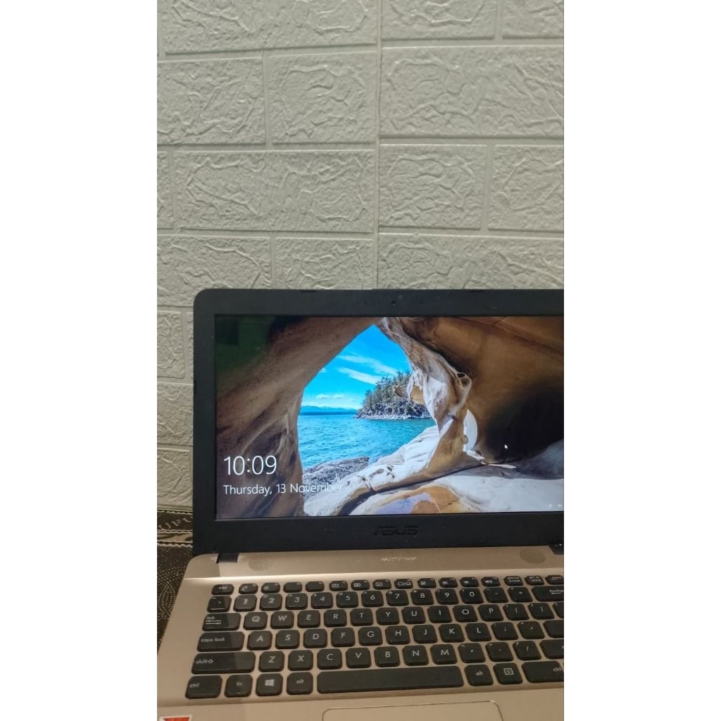 Laptop ASUS X441BA Second