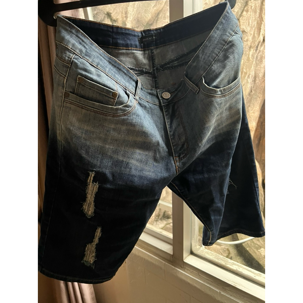 celana jeans Pria CalvinKlein