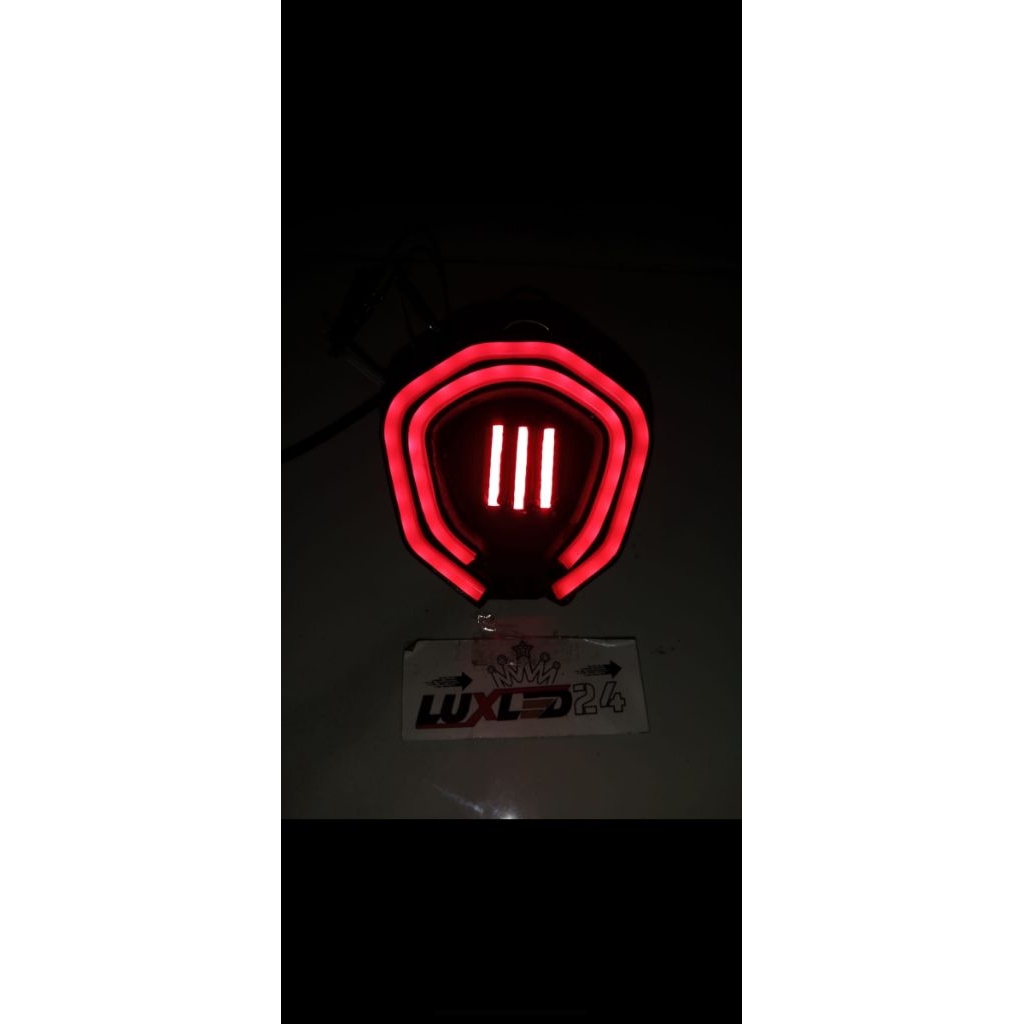 Variasi lampu belakang motor CRF, hanya lampu tanpa mika