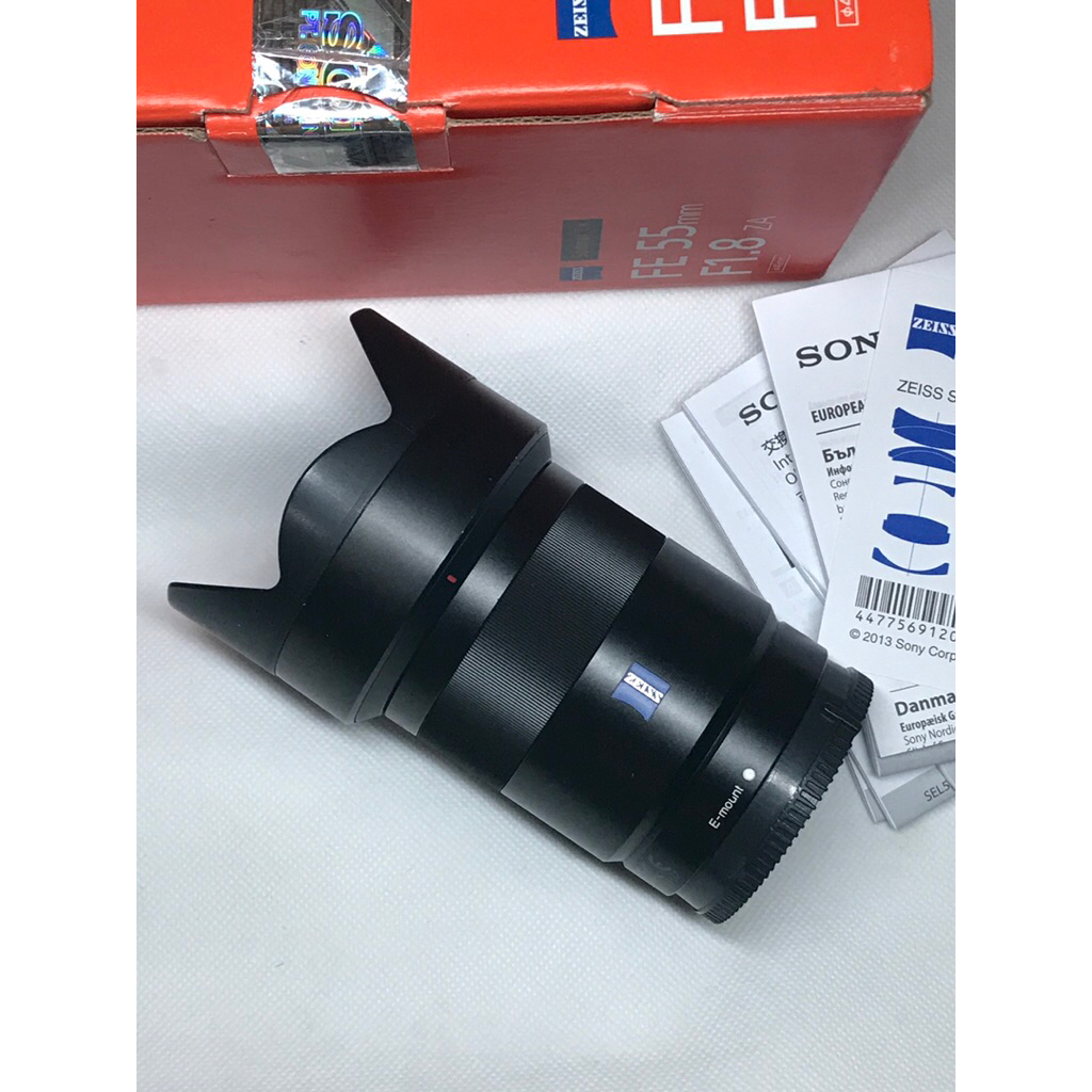 sony 55mm f1.8 zeiss