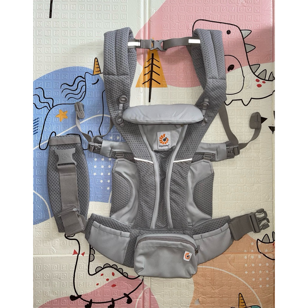 Preloved Ergobaby Omni Breeze Original 100%