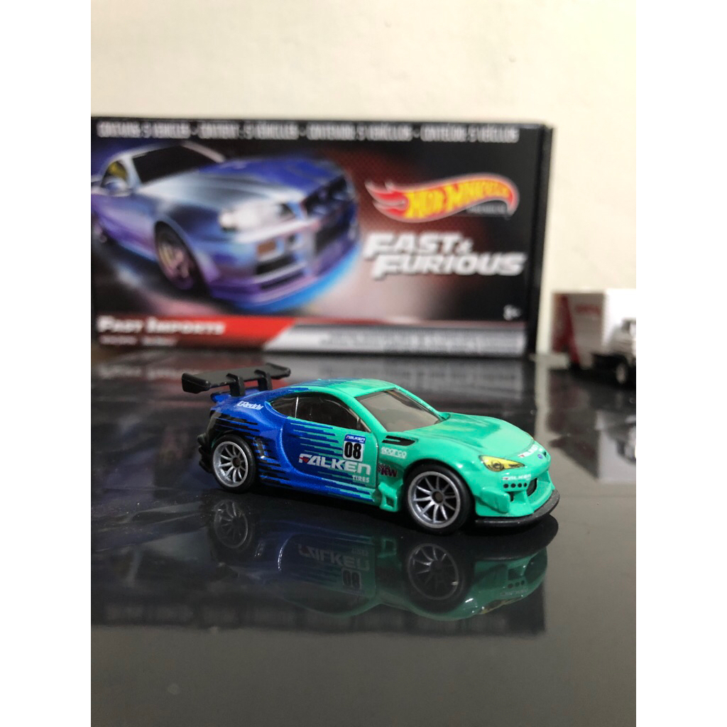 HOT WHEELS PREMIUM SUBARU PANDEM BRZ FALKEN SLIDE STREET