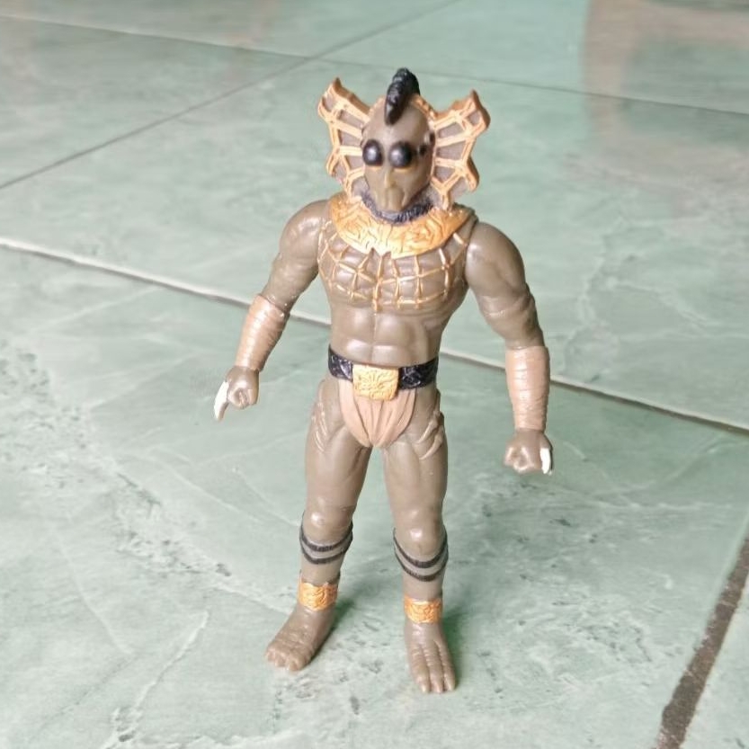 Kamen Rider Kuuga Monster Gumun Ba