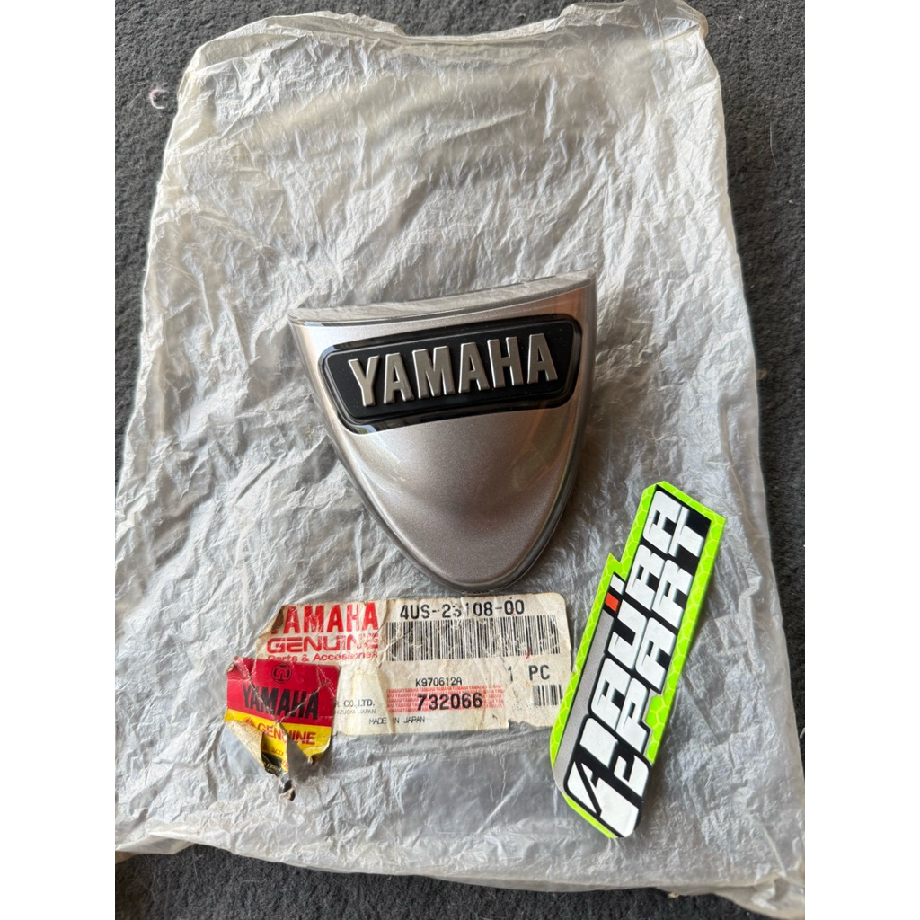 EMBLEM DASI DEPAN  FIZR F1ZR FIZ R MILLENNIUM ORIGINAL