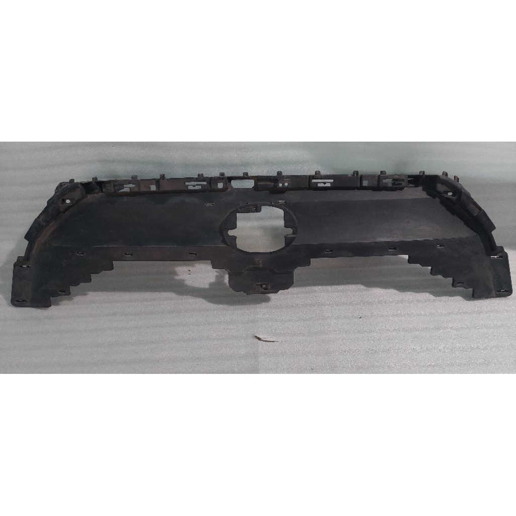 atrapa grill/becket grill corolla cross 2021 up 2024 ORI