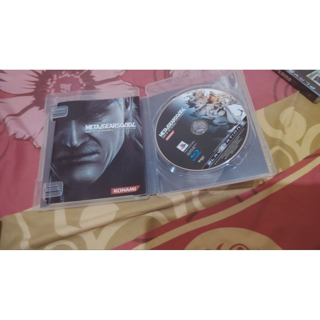 GTA IV dan MGS IV ps3