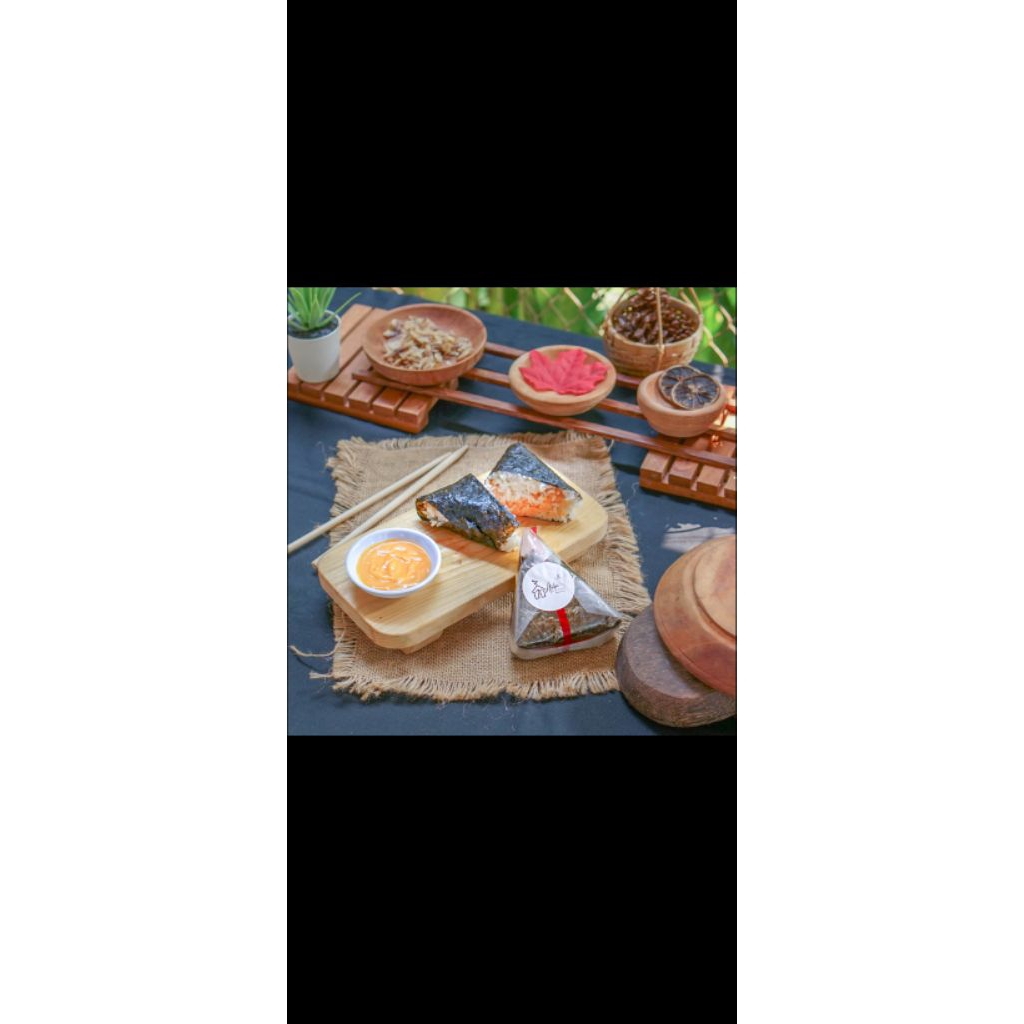 onigiri/nasi kepal jepang/onigiri teriyaki/onigiri mentai