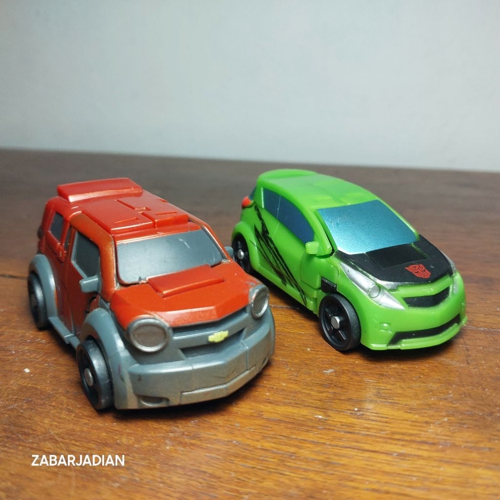 Transformers Revenge of the fallen Skids Mudflap Legends class