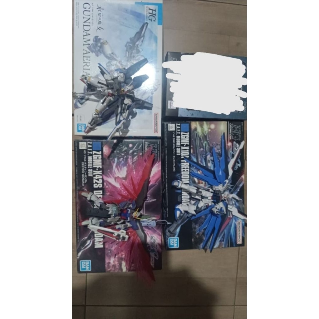 Gundam only action figure Freedom gundam bundle (HG)-Destiny Gundam (HG)-Aerial Gundam (HG)