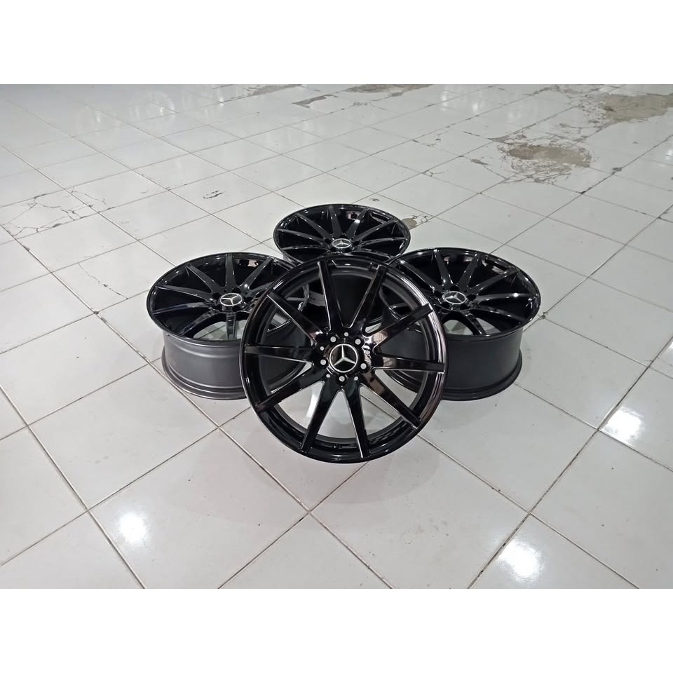 Velg Mobil Bekas AMG R19X8,5/9,5 Baut 5 PCD 5X112/5X114 ET45