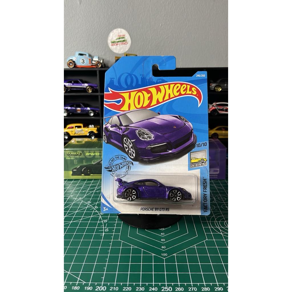 Hotwheels - Porsche 911 GT3 RS Purple
