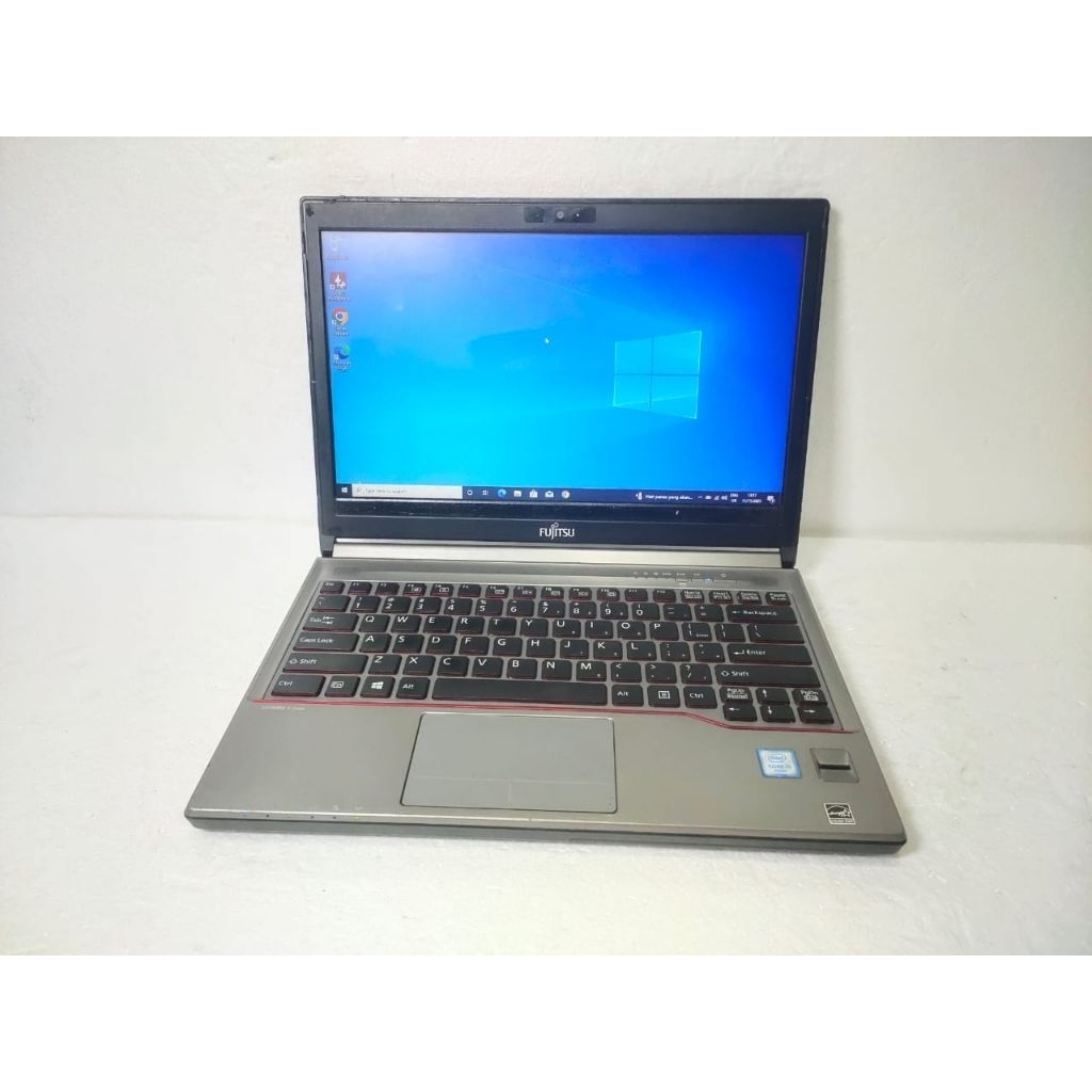 Laptop Murah Fujitsu Lifebook E736 core i5-6200U Ram 8GB ssd 256GB(A1088)