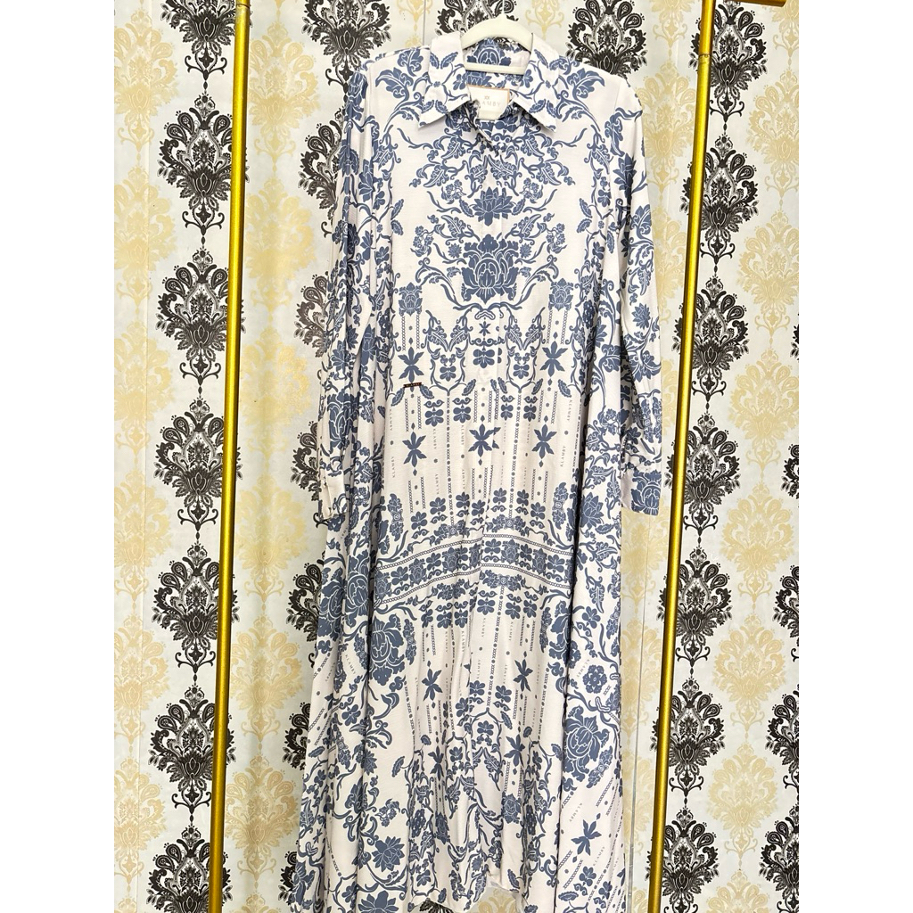 PL Kiana dress Wearing klamby