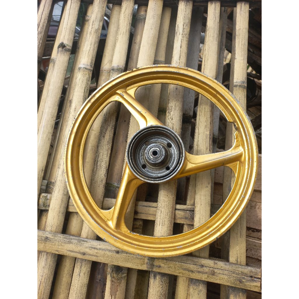 velg f1zr original copotan belakang saja