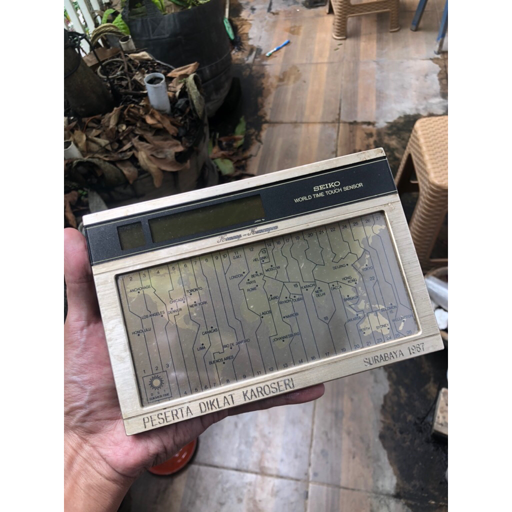jam meja seiko world time refqns901 japan