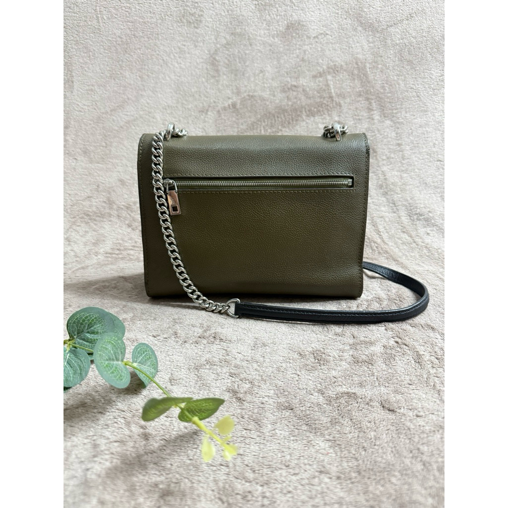 PL TAS LV TRICOLOR PAHIT