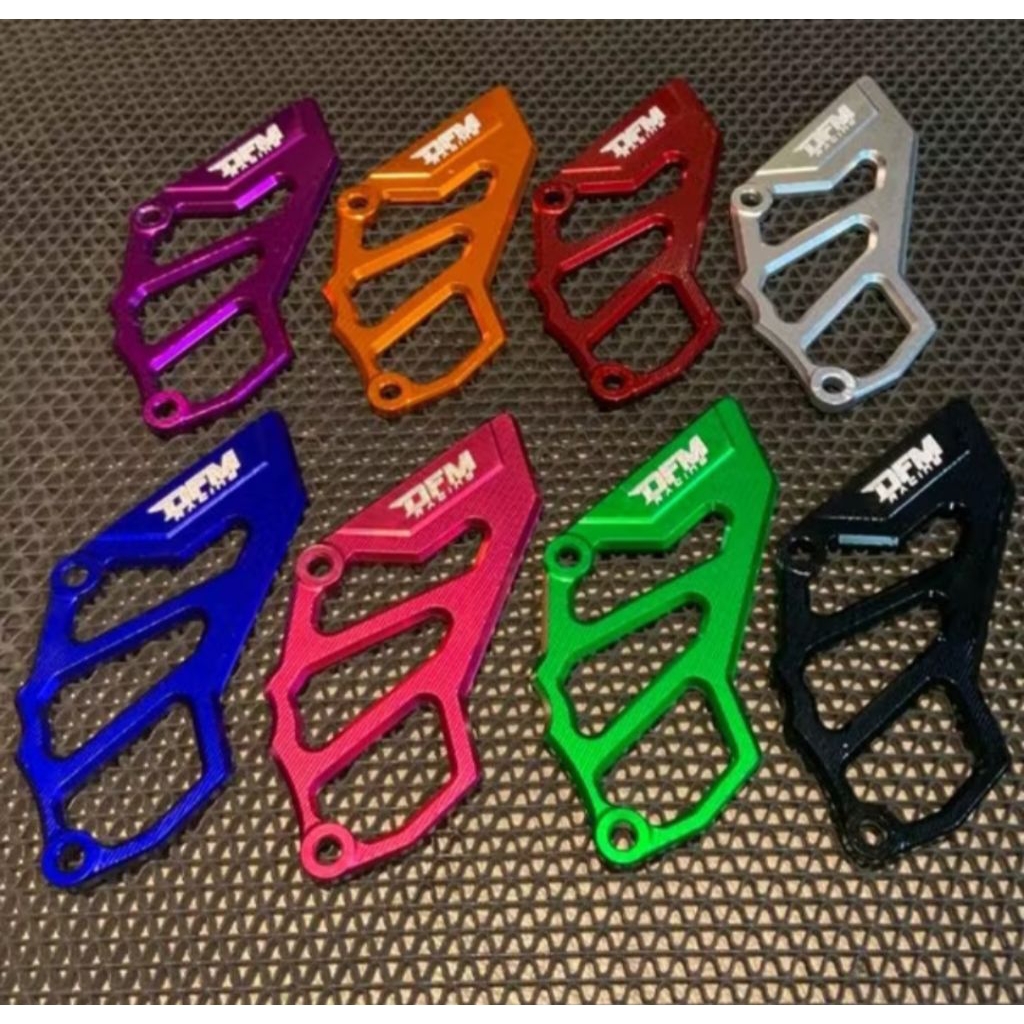 cover gear tutup GIR depan CNC kawasaki KLX 150 KLX 140 Dtracker pelindung GIR depan DFM racing