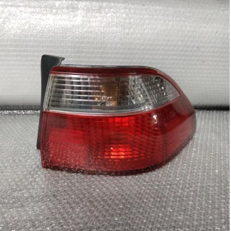 stoplamp lampu belakang Honda Accord vtil 1998-2000