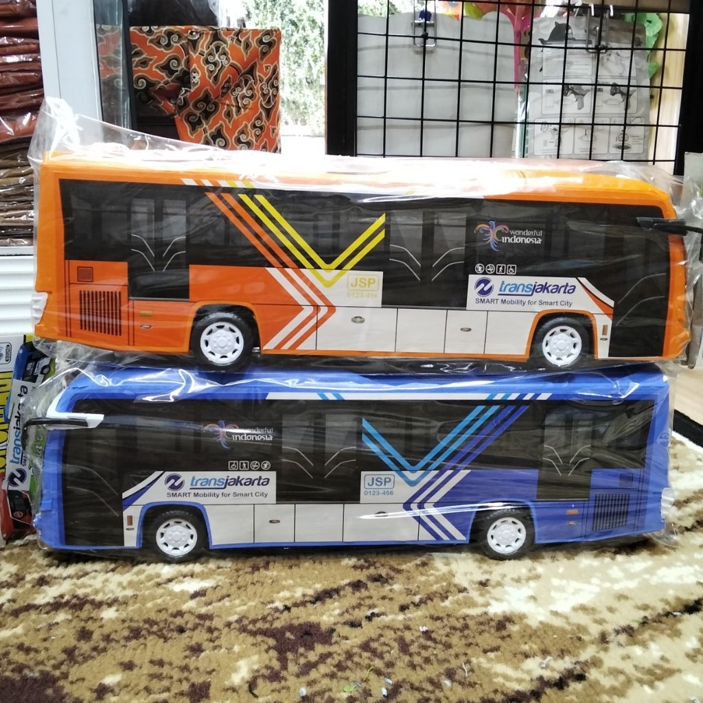 Mainan Bus Transjakarta Jumbo / Mainan Bus Plastik TJ Besar
