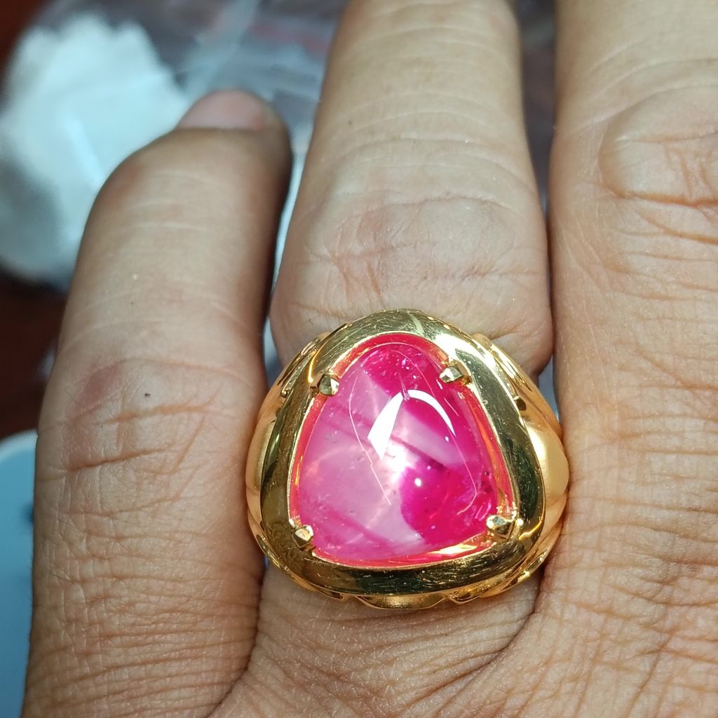 Ruby Burma belang natural windusara