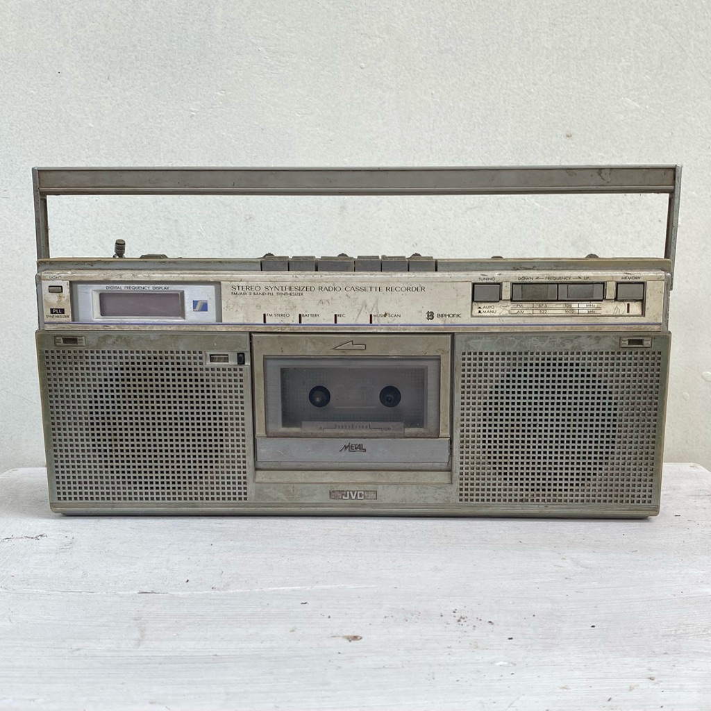 Radio Tape Jadul Boombox JVC RC-S7U