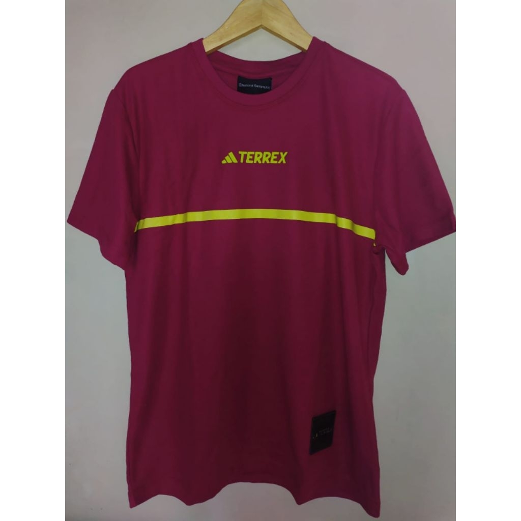 Kaos Terrex Merah Maroon (T-shirt Terrex)