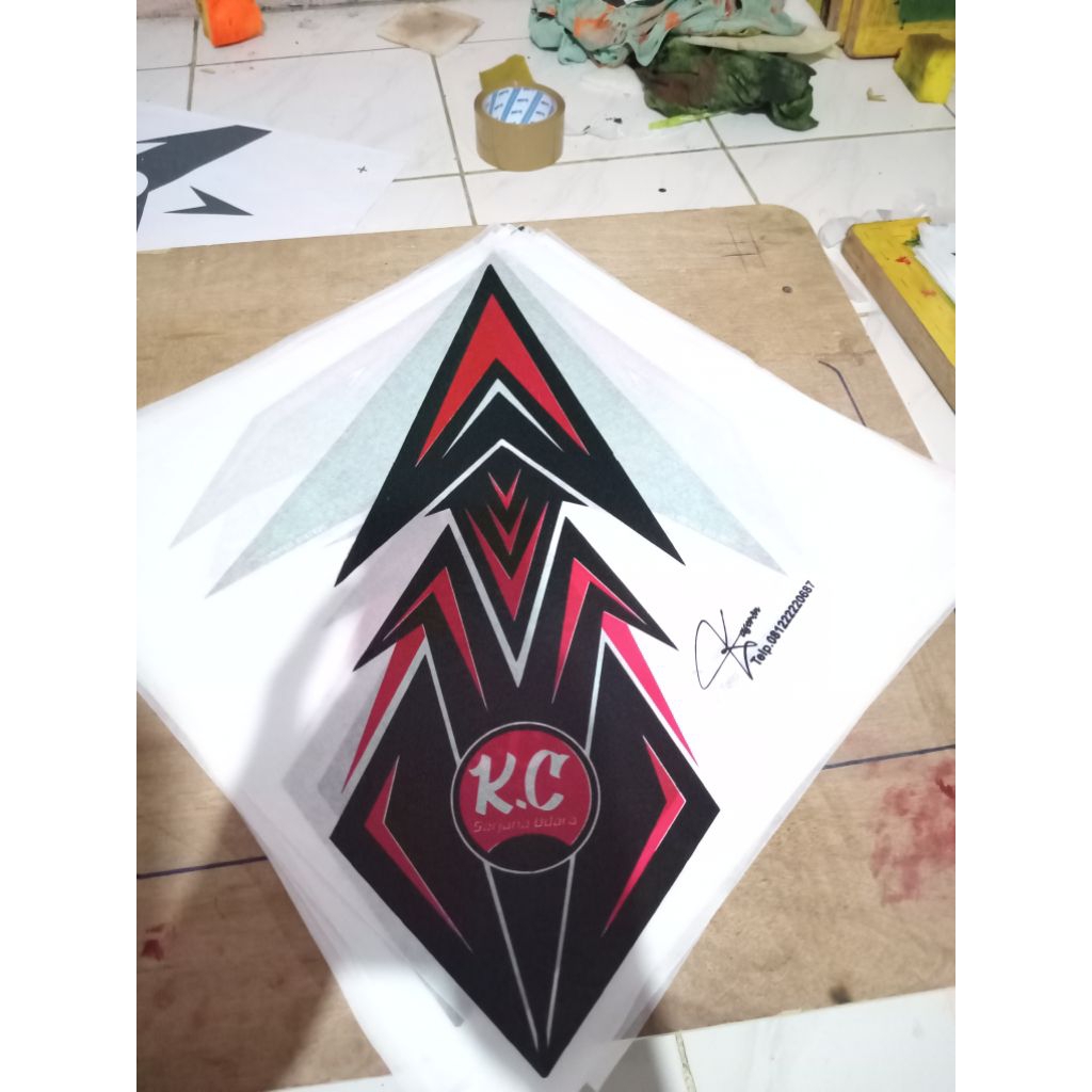 kertas sablon KERTAS LAYANG-LAYANG SUKHOI 2warna isi50 pcs