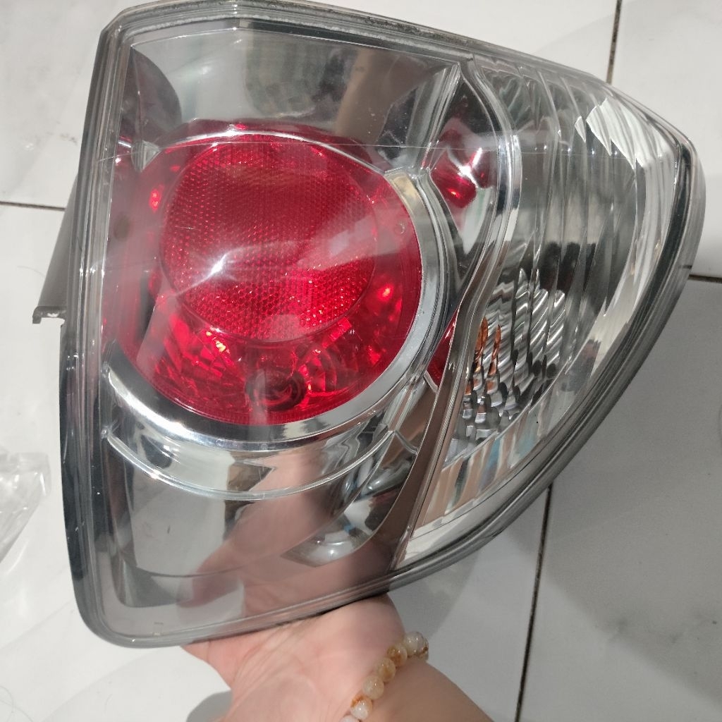 stoplamp lampu belakang fortuner trd 2014 2015 original kiri