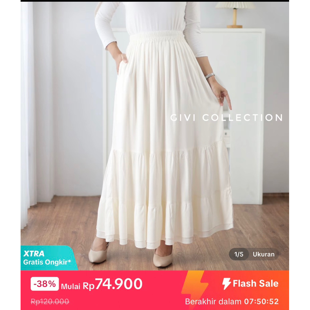 naomi skirt(rok) warna putih tulang ( baru).