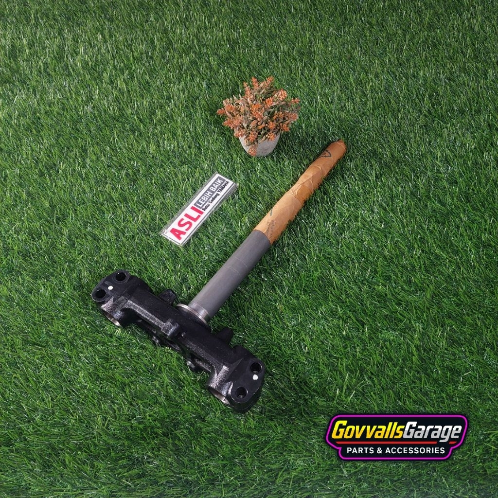 14D-F3340-00 segitiga depan mio smile / mio sporty original yamaha