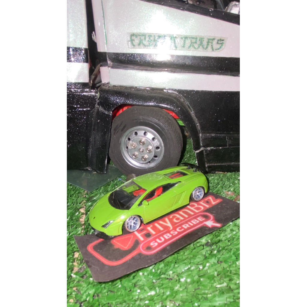 Diecast 1/64 custom RMZ City Lamborghini Gallardo ceper loose