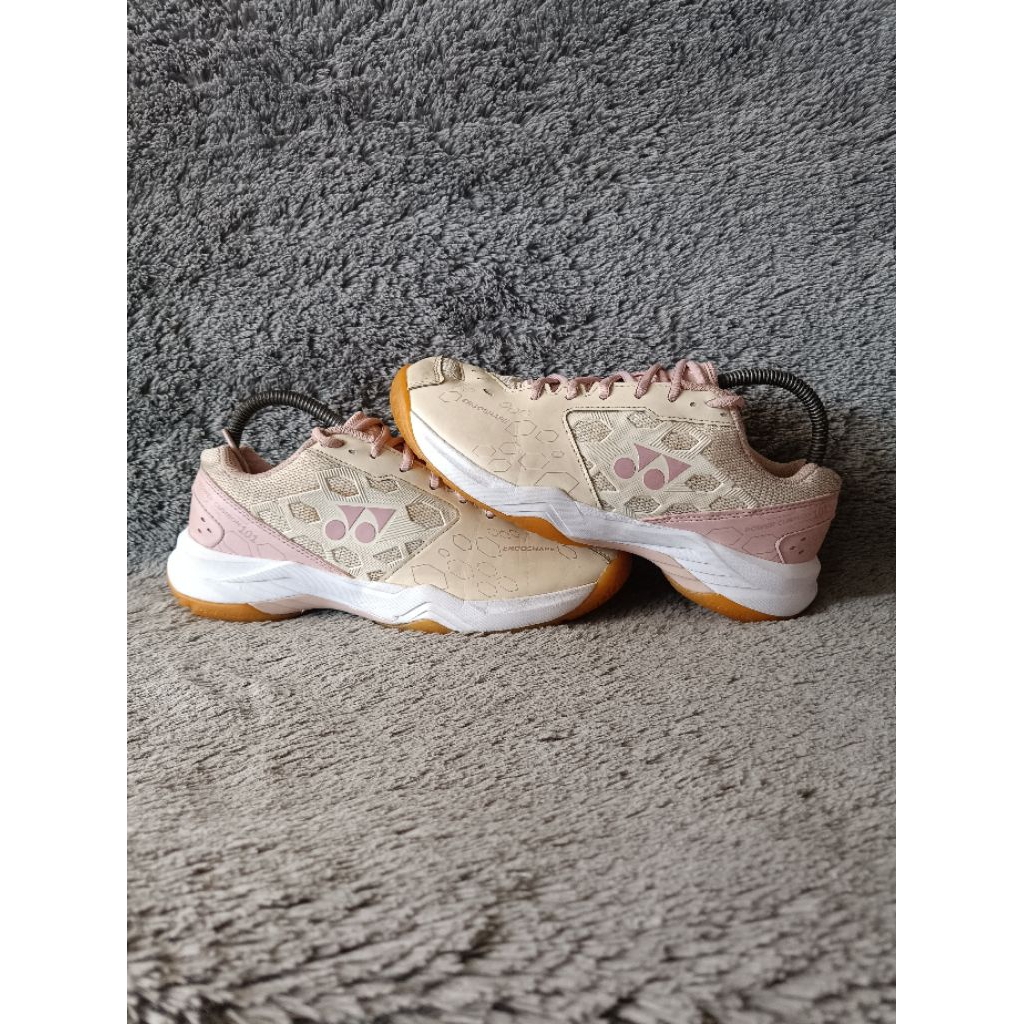 SEPATU BADMINTON YONEX SHB 101 SIZE 40 ORIGINAL SECOND MURAH